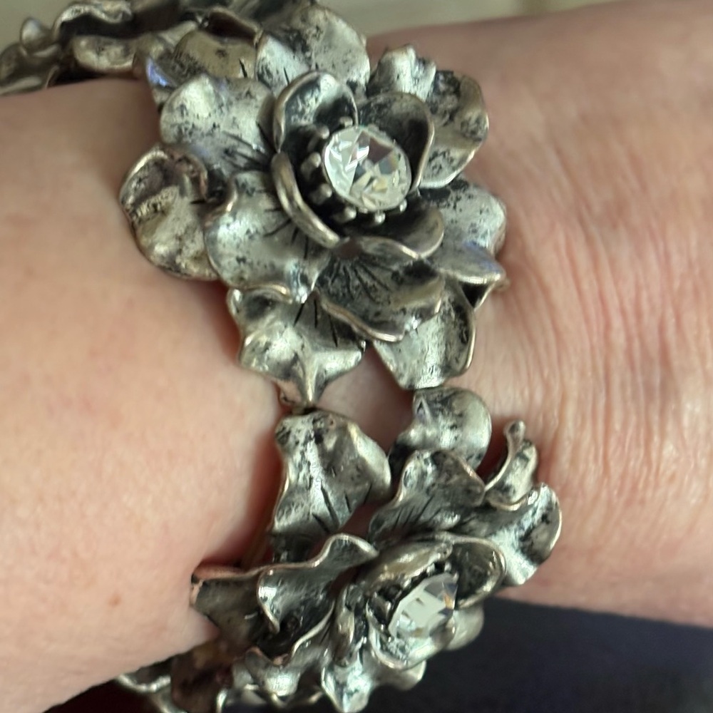 Vintage Silver Floral Bracelet